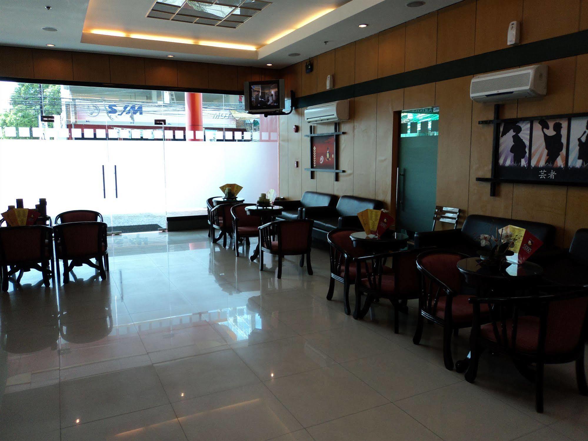 Hotel Sogo Cabanatuan Exterior foto